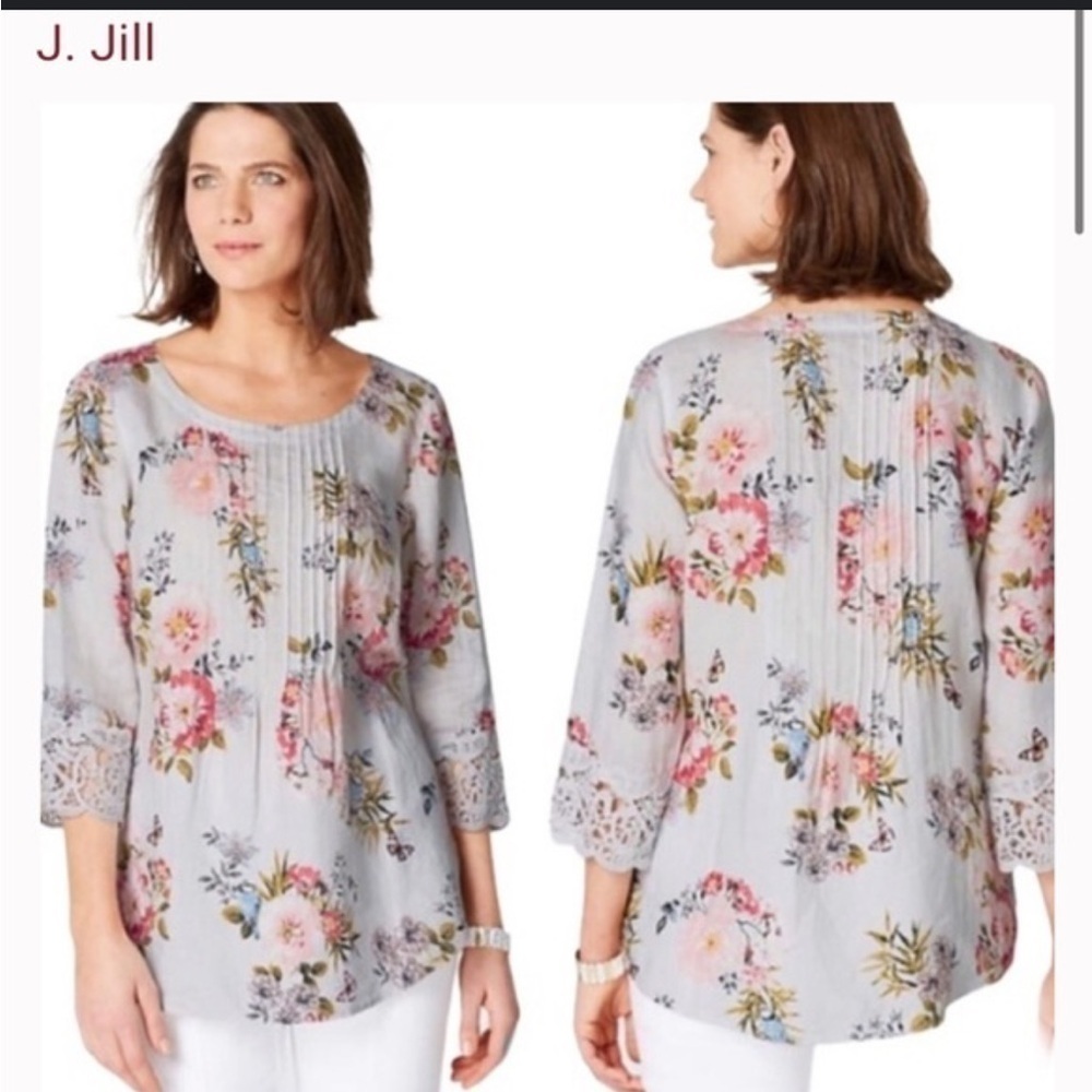 J. Jill love linen grey floral loose fit top with lace cuff sleeves V Size M